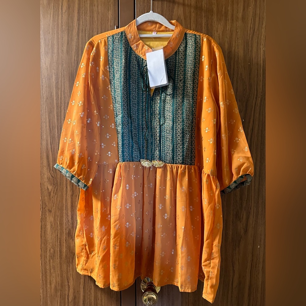Beautiful Blouse Tunic Size 2XL